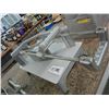 Image 1 : Tomato Slicer