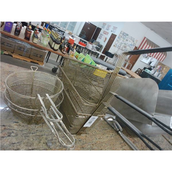 3-Asst. Fry Baskets, Skimmers - 6