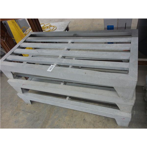 3-Alum. Dunnage Rack - 3 X $