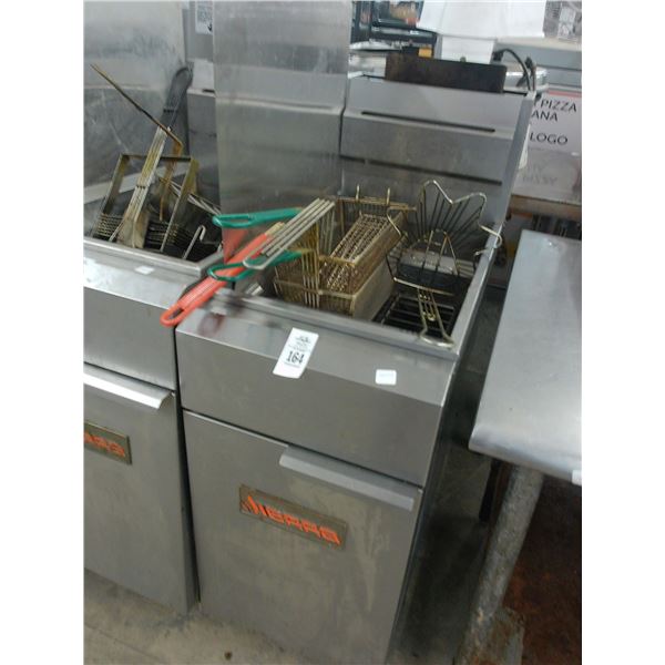 Sierra Gas Deep Fryer w/Side Splash