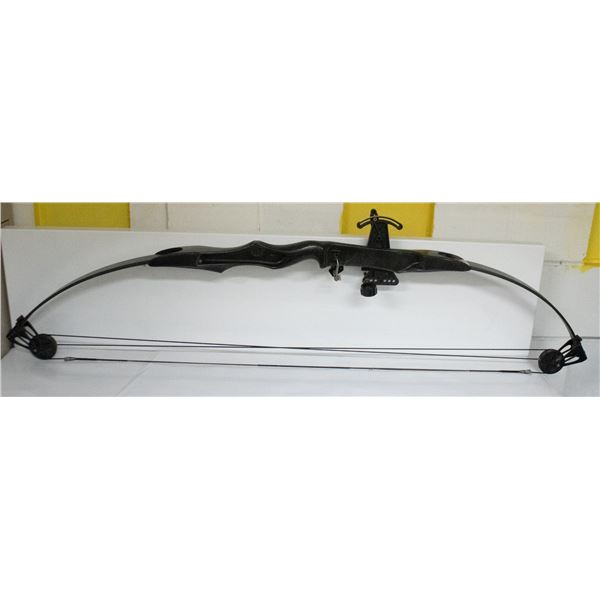 COMPOUND BOW