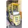 Image 3 : CLARK FORKLIFT - SINGLE MAST, 42"  STANDARD FORKS, SOLID TIRES, COMES WITH PROPANE TANK