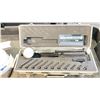 Image 2 : STARRETT 2"-6" MACHINIST DIAL GAUGE WITH VARIOUS BITS AND CASE