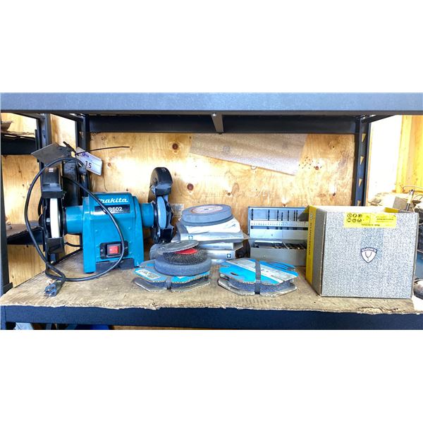 SHELF OF ASSORTED ITEMS MAKITA BENCH GRINDER, GRINDER DISCS ASSORTED DRILLS BITS