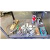Image 3 : METAL ROLLING SHOP CART WITH ASSORTED ITEMS CLAMP SET SMALL VISE PUNCH SET AND MUCH MORE