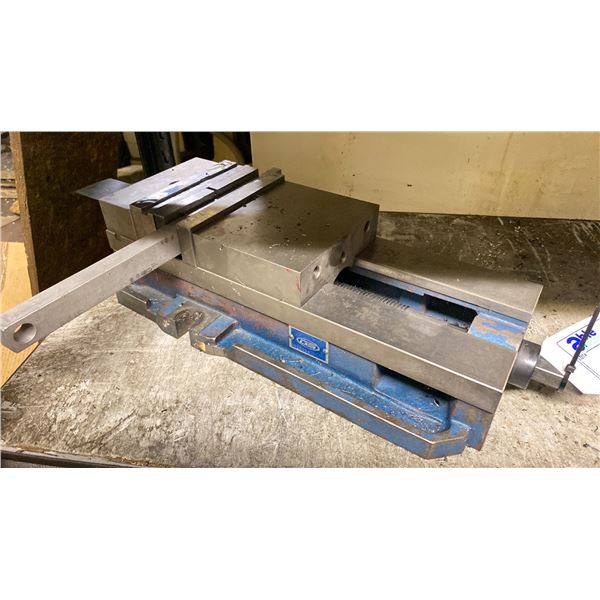 MACHINIST VISE NO HANDLE WITH UNIT