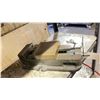 Image 2 : MACHINIST VISE WITH HANDLE