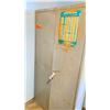 Image 2 : 2 DOOR METAL STORAGE CABINET WITH CONTENTS