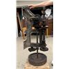 Image 21 : ANTIQUE CANEDY-OTTO POST PRESS IMPROVED NO 14