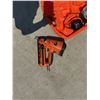 Image 2 : PASLODE IM250A LITHIUM ANGLED FINISH NAILER - WORKS!