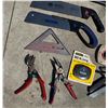Image 8 : MCGUIRE MECHANICS KNEEPADS, SAWS, AND MISCELLANEOUS TOOLS