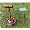 Image 1 : SHOP STOOL AND ROLLER STAND