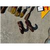 Image 8 : BLUE AMMO BOX AND CHISELS