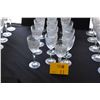 Image 1 : WATERFORD MARQUIS HANVOVER GOLD WHITE WINE GLASSES (16 PCS)