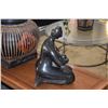 Image 3 : BLACK POTTERY SCULPTURE, MOTHER & CHILD; SIGNED FELGUEREZ (MANUEL)