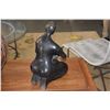 Image 4 : BLACK POTTERY SCULPTURE, MOTHER & CHILD; SIGNED FELGUEREZ (MANUEL)