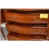 Image 3 : PEERGEN 3 DRAWER DRESSER W/VANITY MIRROR & STORAGE