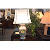 Image 1 : CHINESE PORCELAIN TABLE LAMP W/SHADE