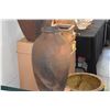 Image 3 : RUSTIC TERRACOTTA POT