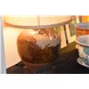 Image 3 : ANTIQUE LAMP W/SHADE
