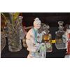 Image 4 : ANTIQUE CHINESE PORCELAIN OLD MAN & LADY IN THE CHINOISRIE STYLE (14 1/2") (2 pcs)