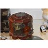 Image 3 : WOODEN BOXES (2 PCS)