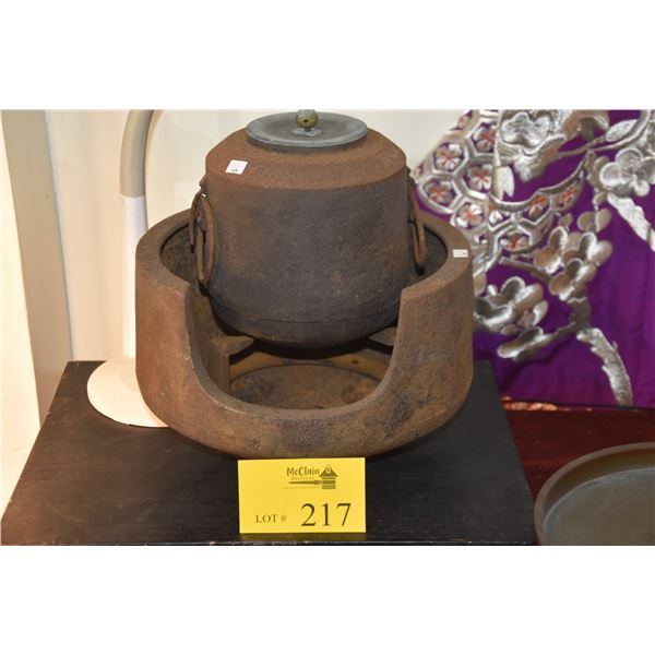 ANTIQUE IRON TEA KETTLE & BRAZIER (DOES NOT INCLUDE STAND)