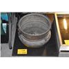 Image 1 : COPPER CAULDRON