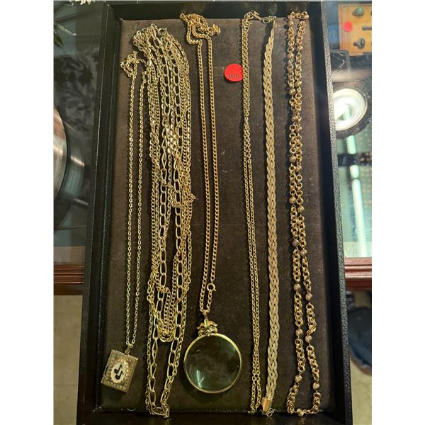 COLLECTION OF GOLD TONE CHAIN NECKLACES (6 PCS)