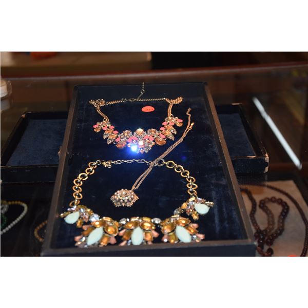 FASHION NECKLACES (3 PCS)