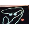 Image 2 : TURQUOISE BEAD NECKLACES & BRACELET & CABOCHON SET PENDANTS (7 PCS)