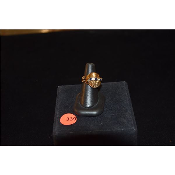 18K DIAMOND & SAPPHIRE RING (11.2 GTW)