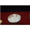 Image 4 : CAMEO PINS & PENDANTS (3 PCS)