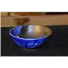 Image 5 : TOSHIKO TAKAEZU PORCELAIN BOWL W/BLUE GLAZE (7" X 3")
