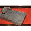 Image 3 : CHINESE INK STONE W/SCULPTURED MYTHICAL ANIMAL (11" X 6 1/2" X 4 1/2")