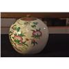 Image 5 : CHINESE POLYCHROME GINGER JAR W/WOOD LID, 100 ANTIQUE MOTIF (8 1/2")