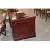 Image 2 : 8 DRAWER DESK