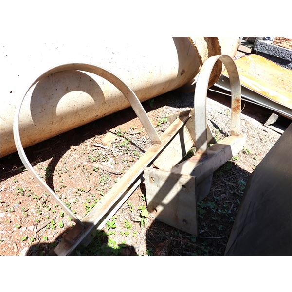 Qty 2 Metal Mounted Brackets 30"L
