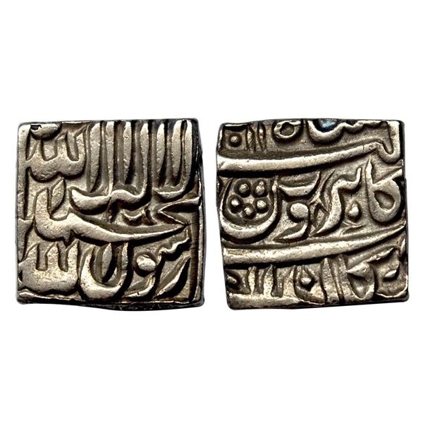 Akbar, Bangala mint, Silver, Square Rupee, Kalima, Kaab-e-Raushan couplet, Square-area type on obv,
