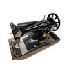Image 2 : Vintage Singer 3-110 Sewing Machine