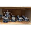 Image 8 : 49x Pieces Of Staffordshire Ironstone Ridgway Chinaware