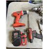 Image 2 : CORDED DRILLS, SPRAYER AND SMALL SOCKET SET