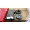 Image 2 : 2 SPOOLS OF TIE WIRE AND 2 CASED TOOLS