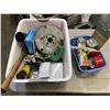 Image 1 : ROLL OF WIRE AND ASSORTED TOOLS