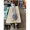 Image 1 : 2 NEW 48 INCH DUST MOPS AND ONE FIBERGLASS HANDLE