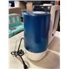 Image 2 : 2 HUMIDIFIERS