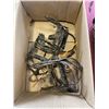 Image 2 : 2 BOXES OF GALVANIZED CANS AND SNARE TRAPS