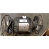 Image 2 : BENCH GRINDER AND BOX OF STAPLERS