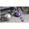 Image 1 : KNEELING CHAIR, YOGA BALL AND BALANCER