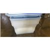 Image 2 : LOT OF VARIOUS STORAGE BINS WITH LIDS